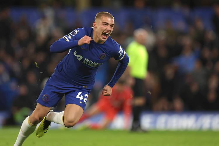 川超凉山队为飞踢裁判道歉：将加强管理，涉事球员交公安处理