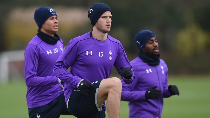 香港金牛连续2天击败CBA球队，将与上海争夺一个出线名额