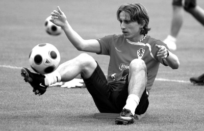 柔佛主帅：上一轮我们踢中国球队时表现不错，要延续这种势头